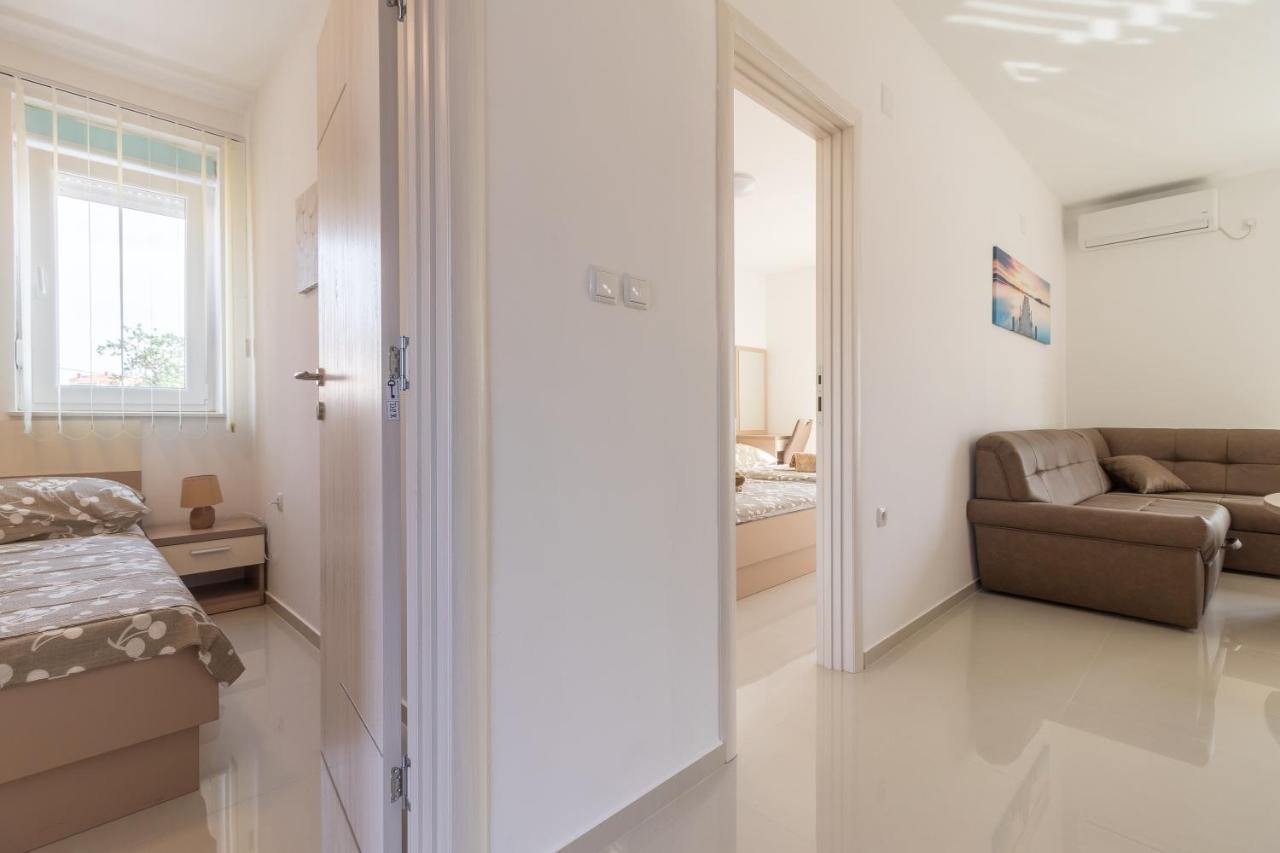 Villa Car Пула Экстерьер фото